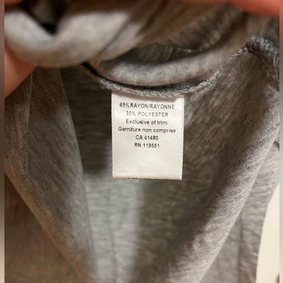 GF Collection Scoop Neck Tee, size XS - Picture 5 of 5